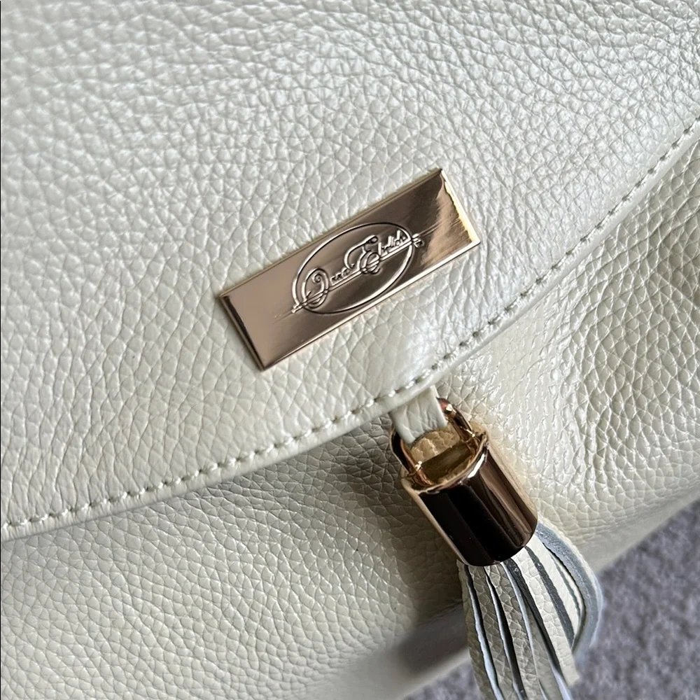 •ONNA EHRLICH• Cream Colored Shoulder Bag - Picture 6 of 12